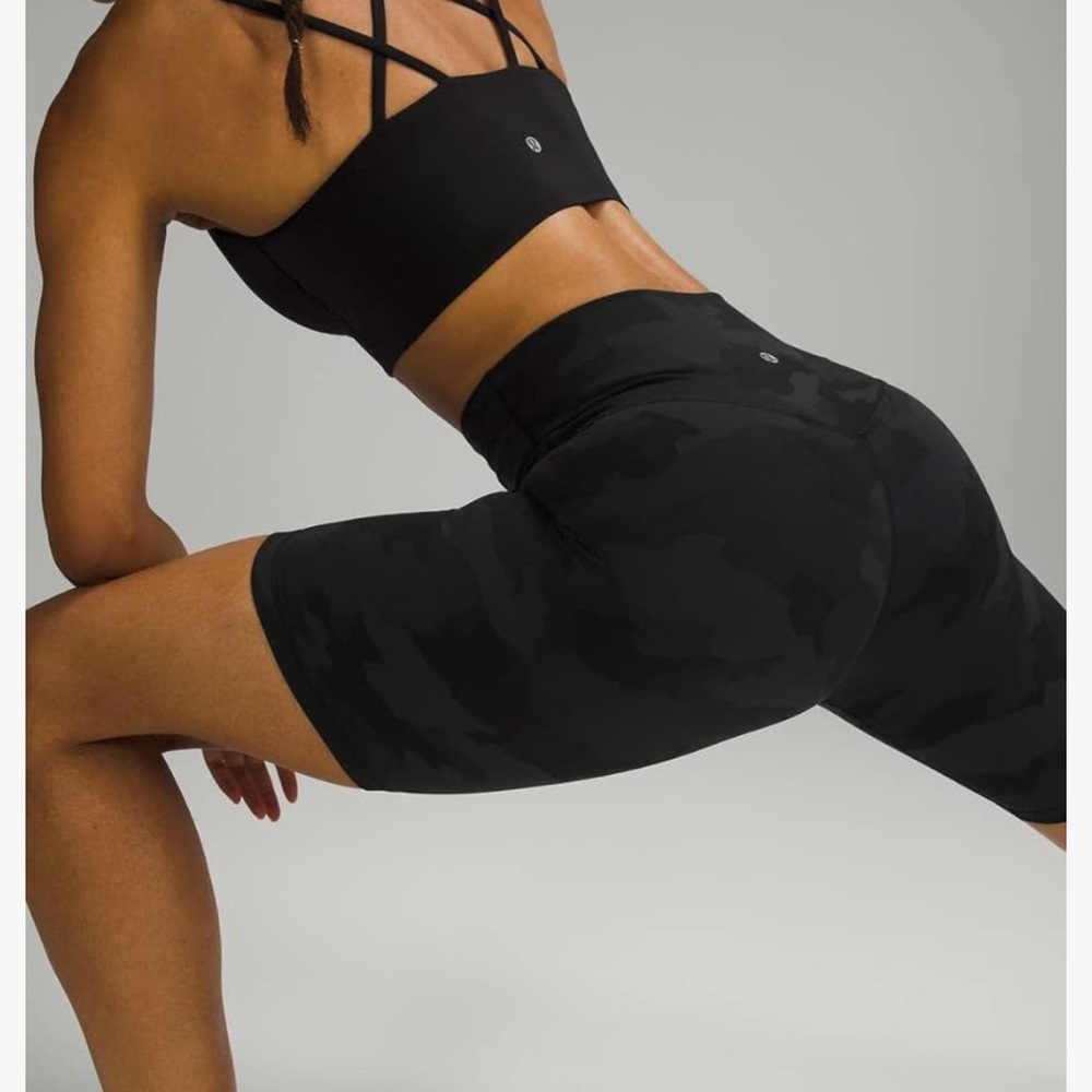 LULULEMON Align High-Rise Short black camo - size 4